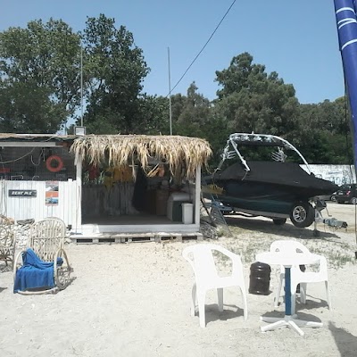 Photos of Tripiti port