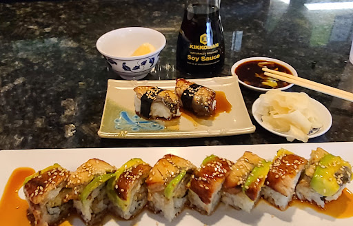 Tomodachi Sushi Bar & Restaurant image