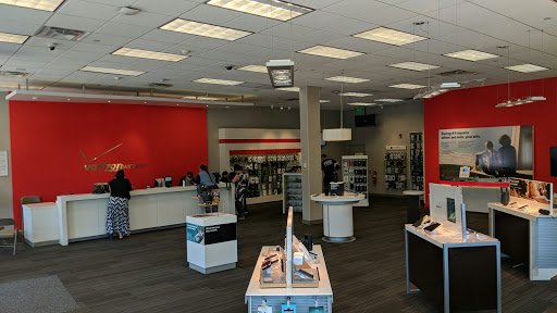 Cell Phone Store «Verizon», reviews and photos, 1773 E Main St, Mohegan Lake, NY 10547, USA