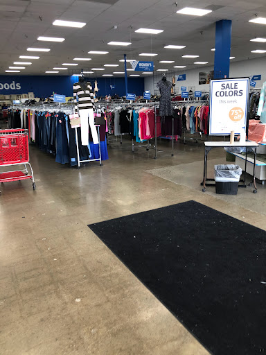 Thrift Store «Volunteers of America Thrift Store», reviews and photos, 1135 N Belsay Rd, Burton, MI 48509, USA
