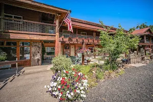 Lakeview Lodge image