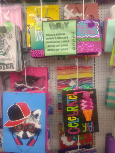 Variety Store «Five Below», reviews and photos, 893 Kings Creek Dr Suite 1, Tupelo, MS 38804, USA