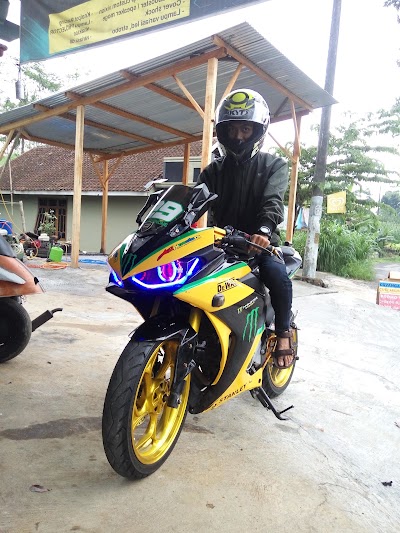 Photos of vixion modif shop