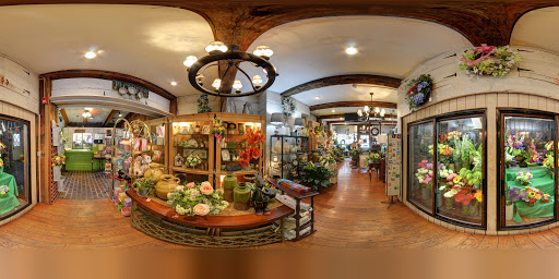 Florist «Hinsdale Flower Shop», reviews and photos, 17 W 1st St, Hinsdale, IL 60521, USA