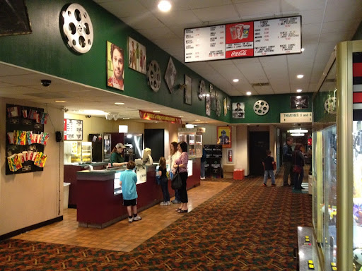 Movie Theater «Colonial Park Cinemas 4», reviews and photos, 1 Colonial Park Mall, Harrisburg, PA 17109, USA