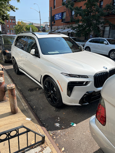 BMW Dealer «Life Quality BMW: Sales», reviews and photos, 9326 4th Ave, Brooklyn, NY 11209, USA