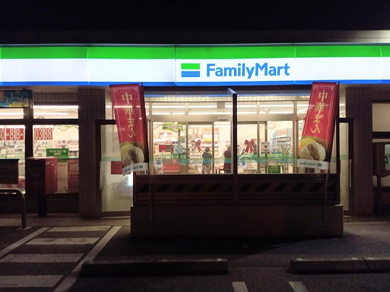 ファミリーマート 石垣八島店
