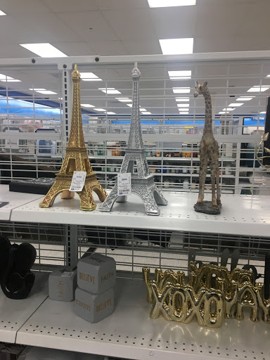 Clothing Store «Ross Dress for Less», reviews and photos, 104 Vintage Way, Novato, CA 94945, USA