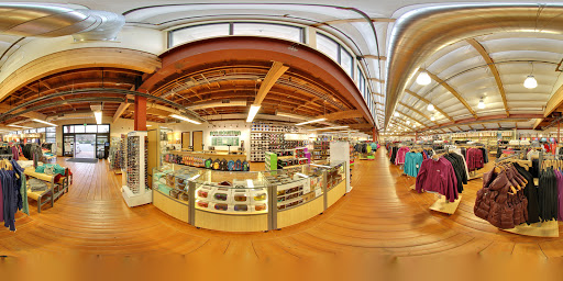 Sporting Goods Store «Any Mountain - Corte Madera», reviews and photos, 71 Tamal Vista Blvd, Corte Madera, CA 94925, USA