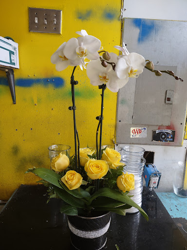 Florist «Flowers Vs Flowers», reviews and photos, 414 Main St, Paterson, NJ 07501, USA