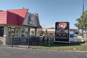 Dairy Queen image