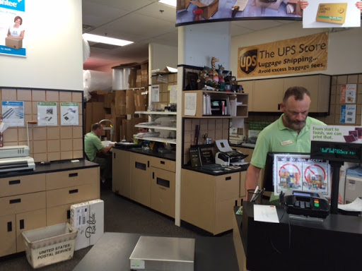 Shipping and Mailing Service «The UPS Store Downtown Fort Lauderdale», reviews and photos, 401 E Las Olas Blvd #130, Fort Lauderdale, FL 33301, USA
