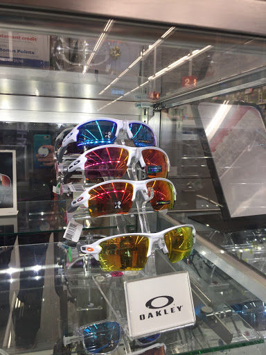 Sporting Goods Store «Academy Sports + Outdoors», reviews and photos, 1414 N Loop 336 W, Conroe, TX 77304, USA