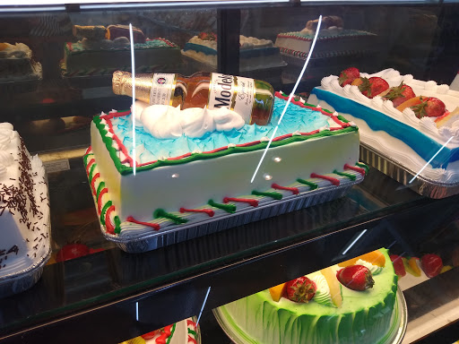 Shopping Mall «Lynn Plaza Shopping Center», reviews and photos, 520-600 W Dundee Rd, Wheeling, IL 60090, USA