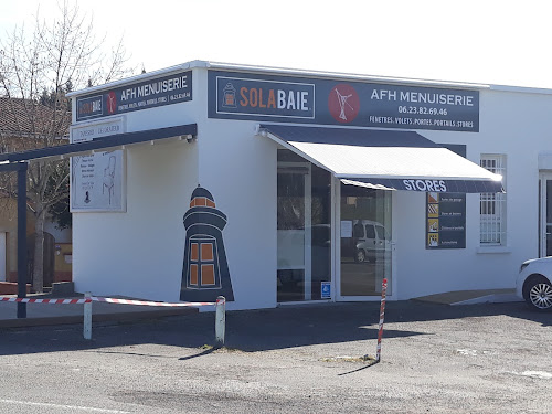 Magasin de fenêtres en PVC AFH Menuiserie SOLABAIE L'Isle-Jourdain L'Isle-Jourdain