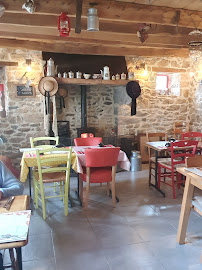 Atmosphère du Crêperie La Crêperie du Village désormais l'ôté d'la flora à Saint-Alban - n°1