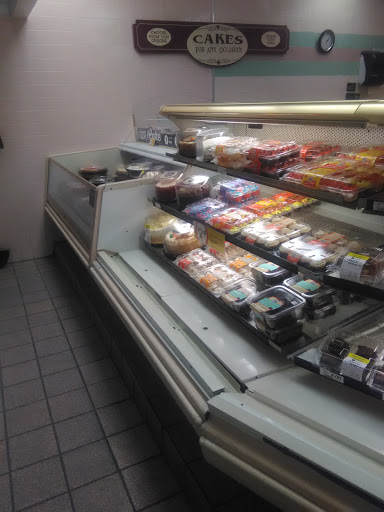 Grocery Store «Winn-Dixie», reviews and photos, 1541 N Nova Rd, Holly Hill, FL 32117, USA