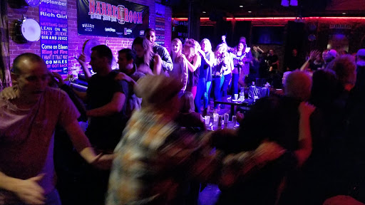 Bar «The Barrel Room», reviews and photos, 105 NW 3rd Ave, Portland, OR 97209, USA