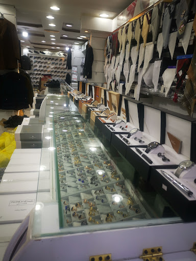 محل أجيال عنيزة للمستلزمات الرجالية 