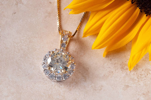 Jewelry Store «Secrète Jewelry», reviews and photos, 1607 Connecticut Ave NW, Washington, DC 20009, USA