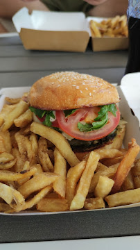 Plats et boissons du Restaurant de hamburgers Un Burger à L'Ouest Pluvigner - n°7