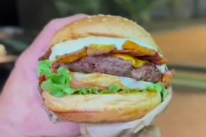 Capixaba's Burger image