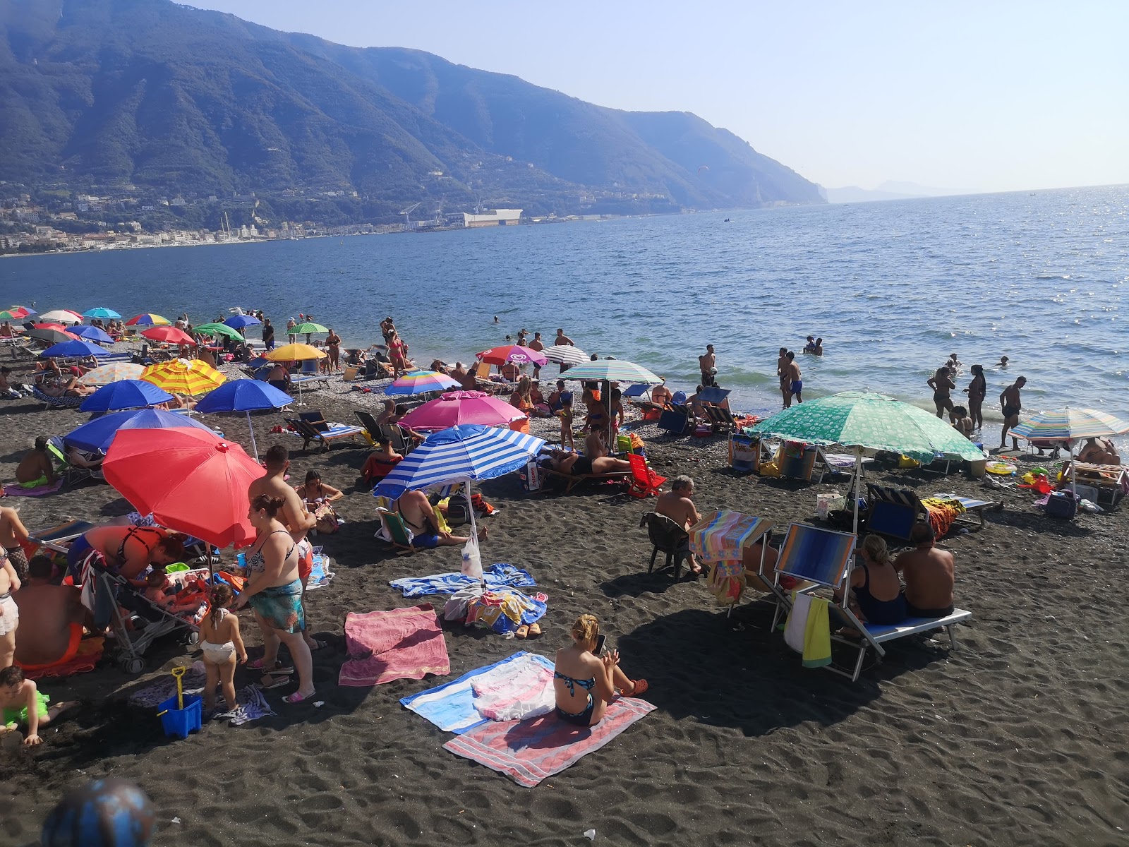 Foto von Marina di Stabia mit lange bucht