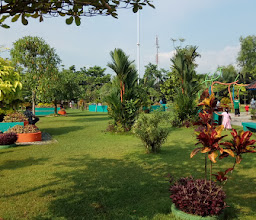 Taman Ngronggo Kota Kediri photo