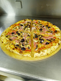 Pizza du Pizzas à emporter Pizza rosa traiteur à Saint-Laurent-d'Agny - n°13