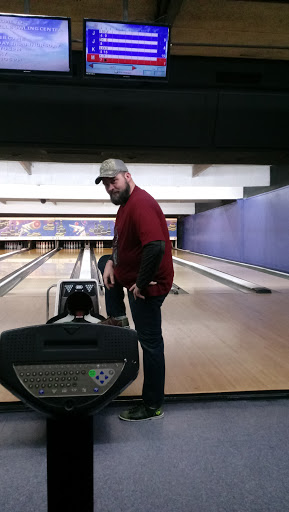 Bowling Alley «Terrell Bowling Center», reviews and photos, 2500 W Moore Ave, Terrell, TX 75160, USA