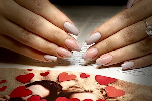 Zesi Nails & Beauty GmbH image