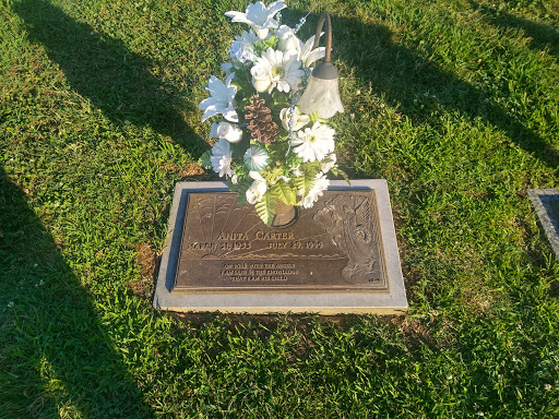 Funeral Home «Hendersonville Memory Gardens & Funeral Home», reviews and photos, 353 E Main St, Hendersonville, TN 37075, USA