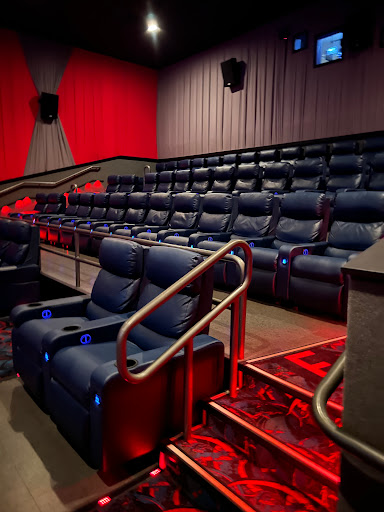 Movie Theater «MJR Waterford Digital Cinema 16», reviews and photos, 7501 Highland Rd, Waterford Twp, MI 48327, USA