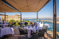 Atmosphère du Restaurant Les Trois Forts à Marseille - n°1