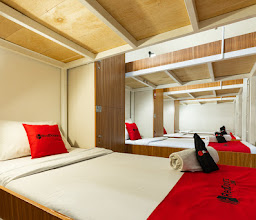 RedDoorz Hostel @ Dago 2 photo