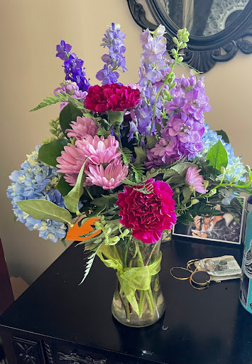 Florist «Crismon Flowers», reviews and photos, 144 W Main St, Mesa, AZ 85201, USA