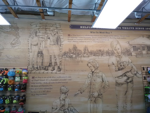 Pet Supply Store «Mud Bay», reviews and photos, 10245 SE 240th St, Kent, WA 98031, USA