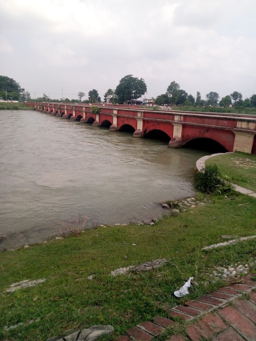Laalkothi Bridge