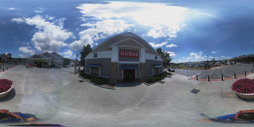 Clothing Store «GUESS Factory», reviews and photos, 442 Evergreen Ct, Central Valley, NY 10917, USA
