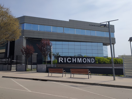 Richmond International School