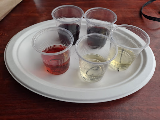 Winery «Gouveia Vineyards», reviews and photos, 1339 Whirlwind Hill Rd, Wallingford, CT 06492, USA