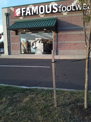 Shoe Store «Famous Footwear», reviews and photos, 940 W Street Rd, Warminster, PA 18974, USA