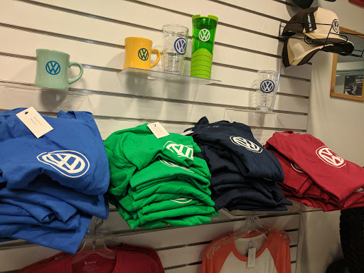 Volkswagen Dealer «North Penn VW-Mazda», reviews and photos, 165 Bethlehem Pike, Colmar, PA 18915, USA