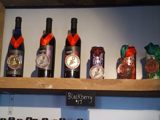 Winery «Simmons Winery», reviews and photos, 8111 E 450 N, Columbus, IN 47203, USA