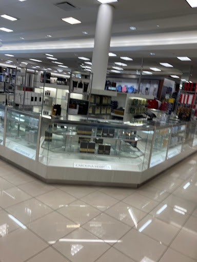 Department Store «Belk», reviews and photos, 1701 McFarland Blvd E, Tuscaloosa, AL 35404, USA