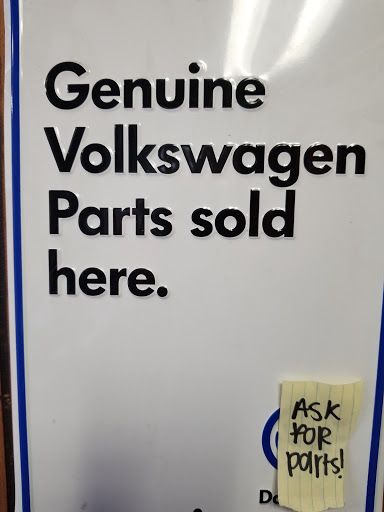 Auto Repair Shop «Volksdoktor Import Services & Collision», reviews and photos, 1387 Lexington Rd, Louisville, KY 40206, USA