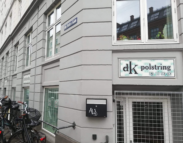 Anmeldelser af DK Polstring i Dragør - Møbelforretning