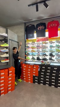 ステップスポーツ 寝屋川店