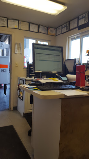 Car Dealer «Geweke Ford», reviews and photos, 871 E Onstott Rd, Yuba City, CA 95991, USA