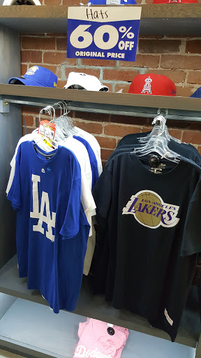 Shoe Store «Shiekh Shoes», reviews and photos, 248 Pine Ave, Long Beach, CA 90802, USA